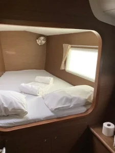 bed, Lagoon 380, catamaran for sale