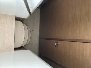 bath, Lagoon 380, catamaran for sale
