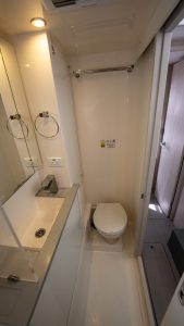 bath, Leopard 40, catamaran for sale