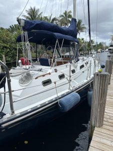 exterior, Hylas 45.5, sailboat for sale