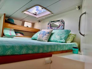 bed, Leopard 38, catamaran for sale