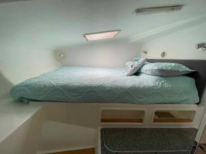 bed, Voyage 440, catamaran for sale