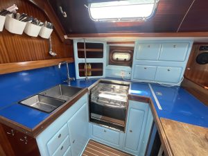 interior, Bavaria 50 Cruiser, sailboat for sale