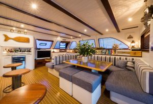 salon, Sunreef 70, catamaran for sale