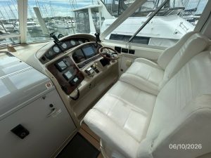 cockpit, Sea Ray, trawler for sale
