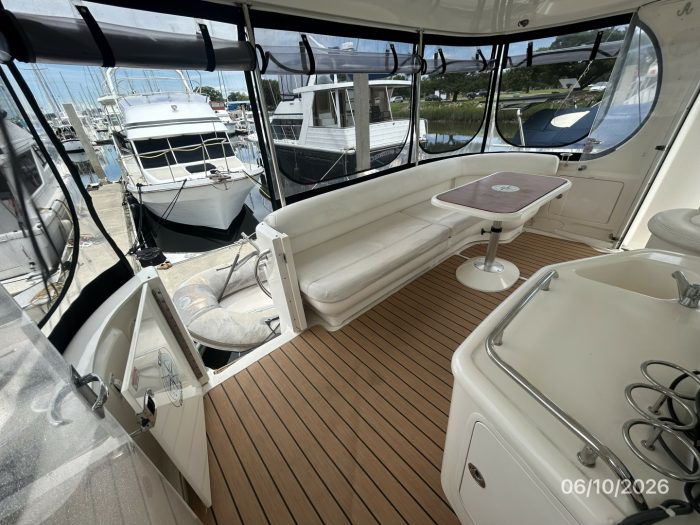 cockpit, Sea Ray, trawler for sale