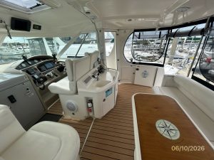 helm, Sea Ray, trawler for sale