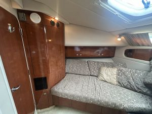 bed, Sea Ray, trawler for sale