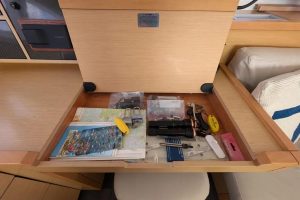 interior, Lagoon 450, catamaran for sale