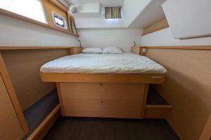 bed, Lagoon 450, catamaran for sale