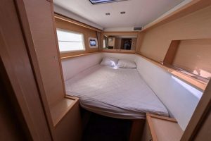 bed, Lagoon 450, catamaran for sale