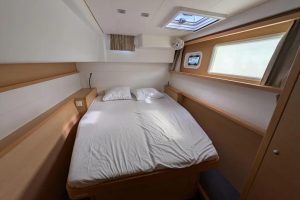bed, Lagoon 450, catamaran for sale