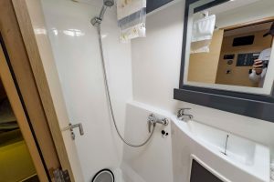 bath, FP 41 Lipari, catamaran for sale