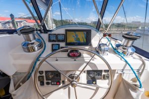 helm, Leopard 46, catamaran for sale