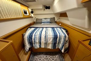 bed, Lagoon 450, catamaran for sale