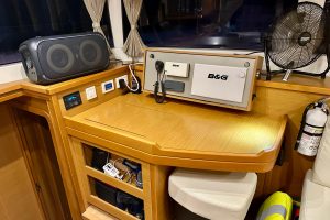 navigation station, Lagoon 450, catamaran for sale