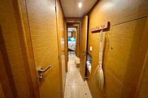 interior, Lagoon 450, catamaran for sale