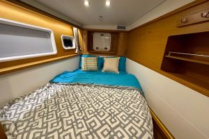 bed, Lagoon 450, catamaran for sale