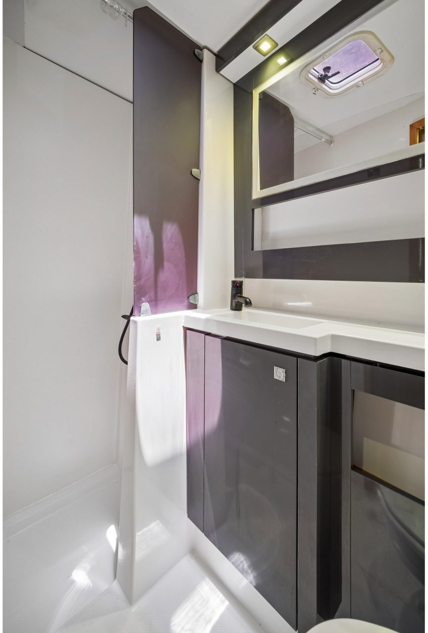 bath, FP 44 Helia, catamaran for sale