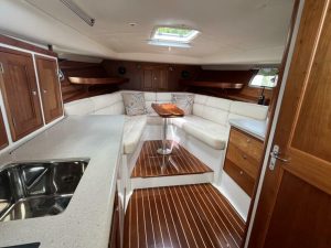 salon, MJM, trawler for sale