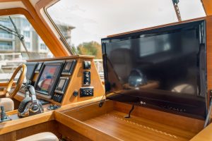 navigation station, Maine Cat P-47, trawler for sale
