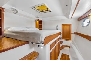 bed, Maine Cat P-47, trawler for sale