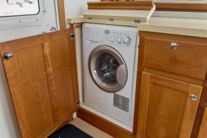 interior, Maine Cat P-47, trawler for sale