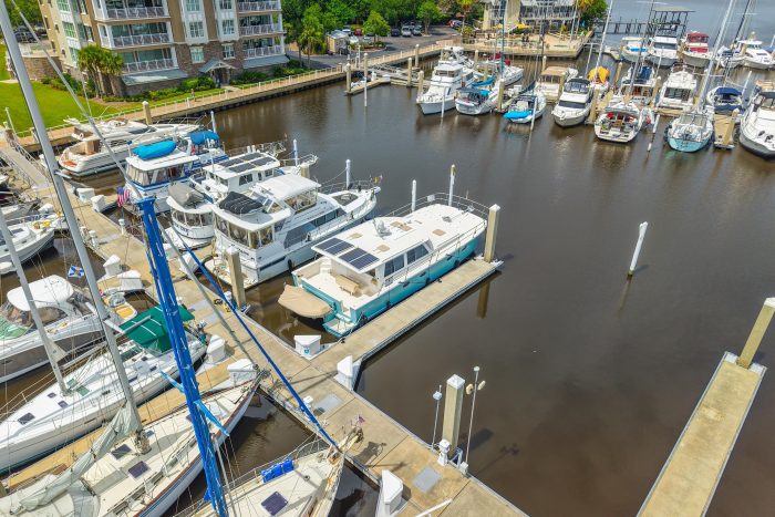 exterior, Maine Cat P-47, power catamaran for sale