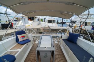 cockpit, Beneteau 45 Oceanis, sailboat for sale