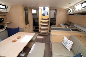 salon, Beneteau 45 Oceanis, sailboat for sale