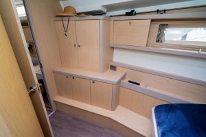 interior, Beneteau 45 Oceanis, sailboat for sale