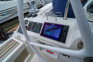 helm, Beneteau 45 Oceanis, sailboat for sale