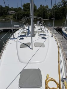 deck, Beneteau 473 Oceanis, sailboat for sale