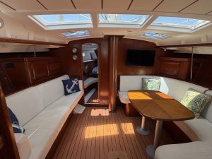 salon, Beneteau 473 Oceanis, sailboat for sale