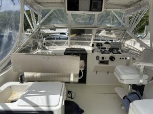 cockpit, Carolina Classic 28, trawler for sale