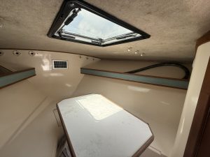 bed, Carolina Classic 28, trawler for sale