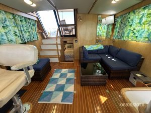 salon, Custom, trawler for sale