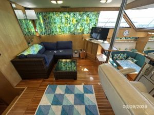 salon, Custom, trawler for sale