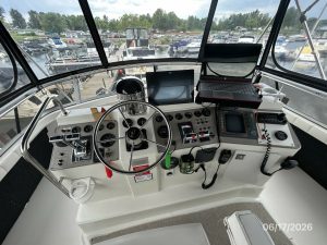 helm, Carver 430, trawler for sale