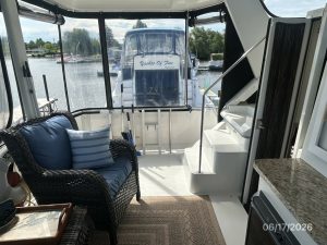 cockpit, Carver 430, trawler for sale