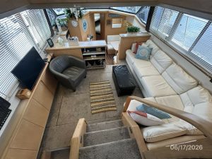 salon, Carver 430, trawler for sale
