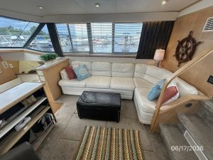 salon, Carver 430, trawler for sale