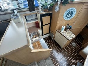 interior, Carver 430, trawler for sale