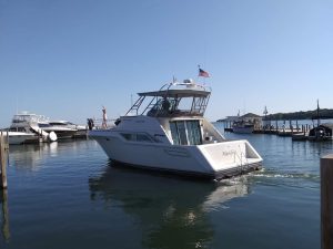 exterior, Cruisers 4280, trawler for sale