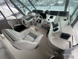 helm, Cruisers 4280, trawler for sale