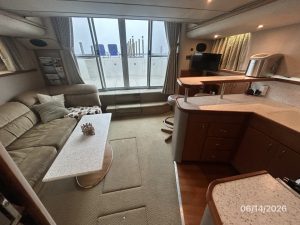 salon, Cruisers 4280, trawler for sale