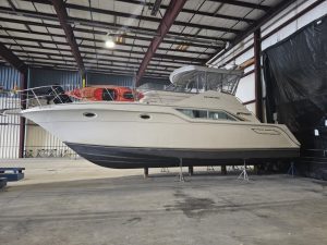 boatyard, Cruisers 4280, trawler for sale