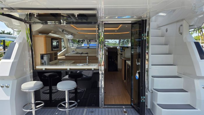 salon, Aquila 44, power catamaran for sale