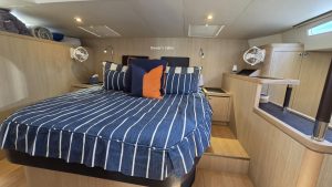 bed, Aquila 44, trawler for sale