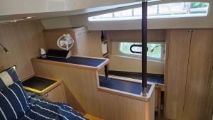 bed, Aquila 44, trawler for sale